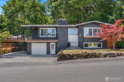 9514 Goodman Ave, Gig Harbor, WA, 98332-1066 | Card Image