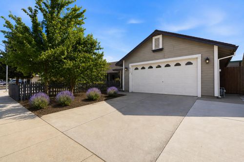 6317 Elkhorn Manor Drive, Rio Linda, CA, 95673 | Card Image
