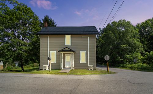 228 Clark St, Clearfield, PA, 16830-3123 | Card Image