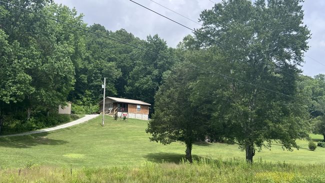 9009 Highway 412 E, House other with 2 bedrooms, 1 bathrooms and null parking in Linden TN | Image 28