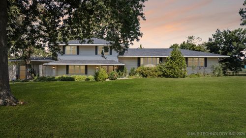 10805 E 470 Rd, Claremore, OK, 74017-4953 | Card Image