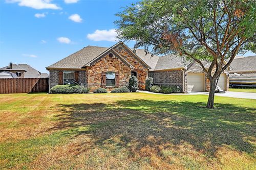 703 Shirley Jean Ln, Collinsville, TX, 76233-1521 | Card Image