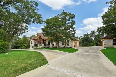 126 Eight Oaks Drive, House other with 3 bedrooms, 2 bathrooms and 10 parking in Bastrop TX | Image 2