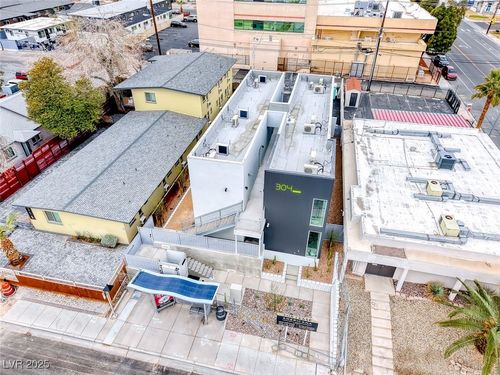 2-304 S Maryland Pkwy, Las Vegas, NV, 89101-5370 | Card Image