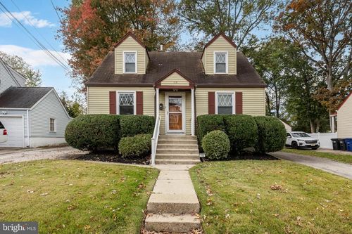 112 S Maple Ave, Maple Shade, NJ, 08052-2726 | Card Image