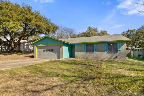 7303 Loganberry Dr, Austin, TX, 78745-6477 | Card Image