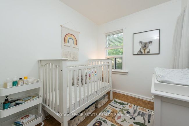 2311 Gerrard St E, House attached with 3 bedrooms, 2 bathrooms and null parking in Toronto ON | Image 18