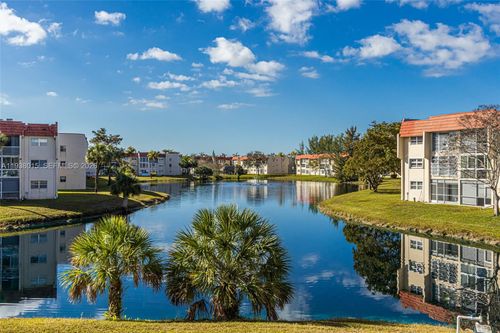 204-2831 E Sunrise Lakes Dr, Sunrise, FL, 33322-2412 | Card Image
