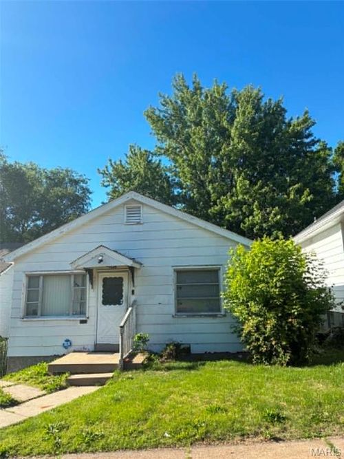 863 Gustav Avenue, St Louis, MO, 63147 | Card Image