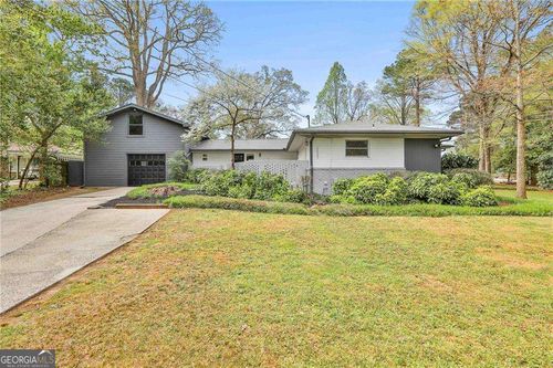 2037-B Lively Ridge Rd Ne, Atlanta, GA, 30329 | Card Image