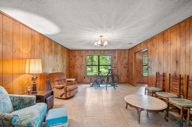 8103 Us Highway 259 N, House other with 4 bedrooms, 3 bathrooms and null parking in Omaha TX | Image 39