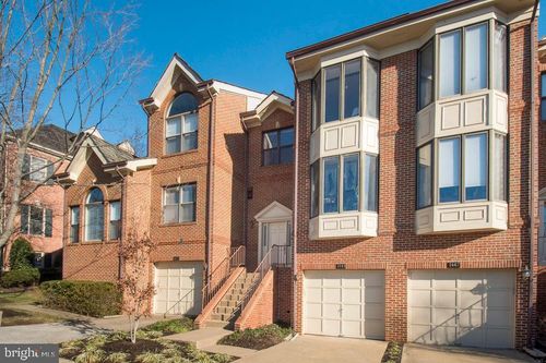 1445 Hampton Hill Cir, MCLEAN, VA, 22101-6012 | Card Image