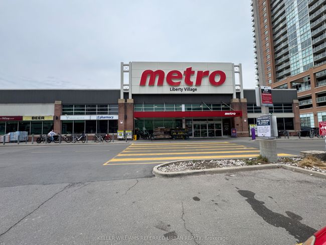 1813 - 125 Western Battery Rd, Condo with 2 bedrooms, 2 bathrooms and 1 parking in Toronto ON | Image 20