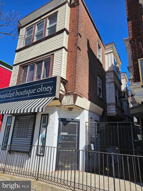 5917 N Broad St, PHILADELPHIA, PA, 19141-1801 | Card Image
