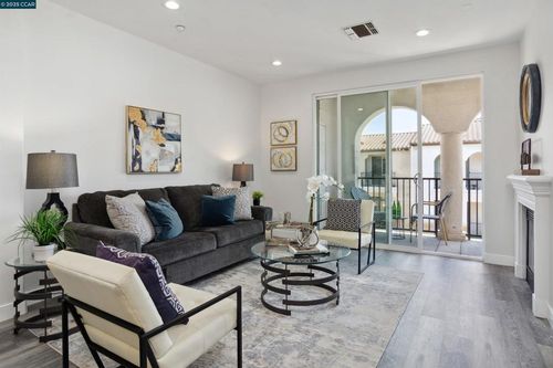 3240 Maguire Way, Dublin, CA, 94568-8600 | Card Image