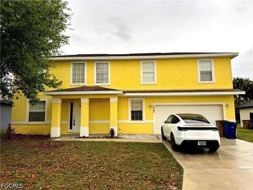 117 Shadow Lakes Dr, LEHIGH ACRES, FL, 33974-0804 | Card Image