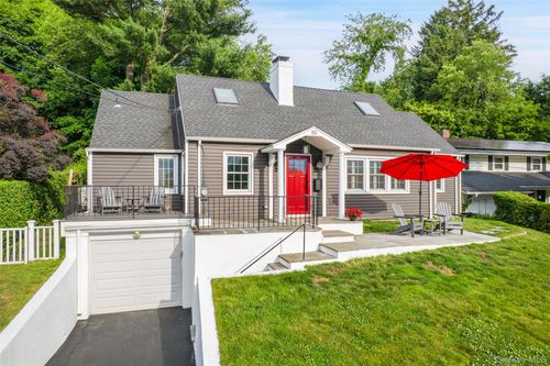 110 Tappan Landing Rd, Tarrytown, NY, 10591-4813 | Card Image