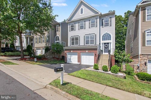 3157 Eagle Ridge Dr, Woodbridge, VA, 22191-6500 | Card Image