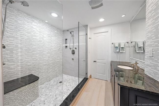 APT-1308 - 2806 Dune Dr, Condo with 3 bedrooms, 3 bathrooms and 2 parking in Stuart FL | Image 17
