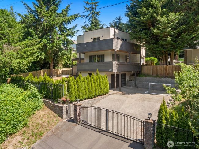 16422 76 Th Ave Ne, House other with 4 bedrooms, 4 bathrooms and 2 parking in Kenmore WA | Image 4