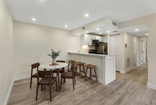 203-3229 Beneva Rd, SARASOTA, FL, 34232-4536 | Card Image