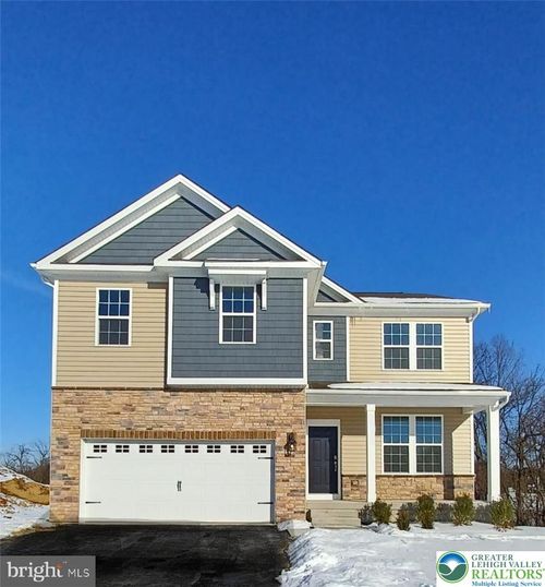 102 Winding Road, Forks Twp, PA, 18040 | Card Image