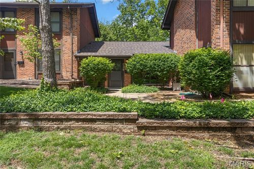 4359 Kingbolt Boulevard, Mehlville, MO, 63129 | Card Image