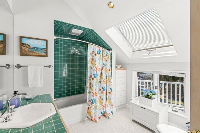 62 Crafts Rd, House other with 5 bedrooms, 2 bathrooms and 6 parking in Gloucester MA | Image 23