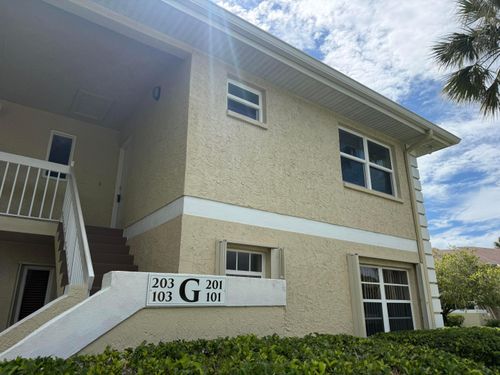 201-1536 Se Royal Green Cir, Port St Lucie, FL, 34952-4669 | Card Image