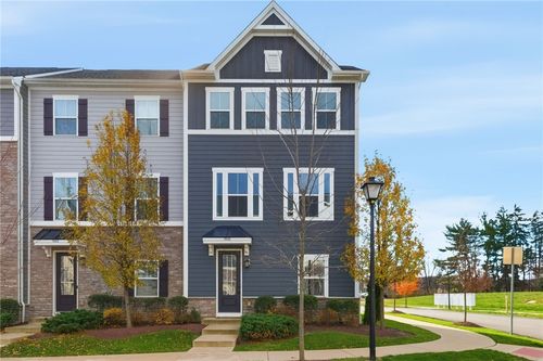 3000 Mahican Cir, Mars, PA, 16046-7044 | Card Image