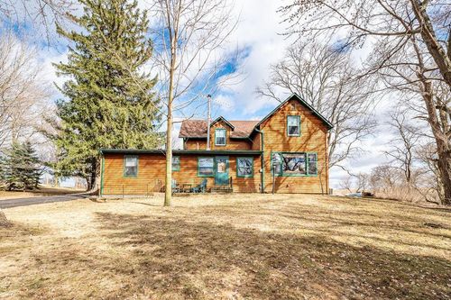 N692 300th St, MAIDEN ROCK, WI, 54750-8422 | Card Image
