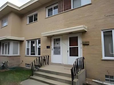 C - 9457 N Niles Center Road, Townhouse with 3 bedrooms, 1 bathrooms and 1 parking in Skokie IL | Image 1