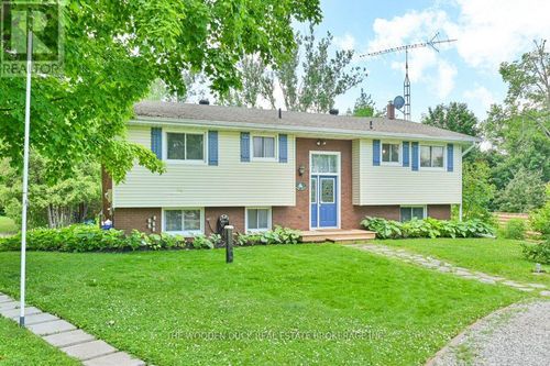 7 Kerry Cir, Ennismore, ON, K0L1T0 | Card Image