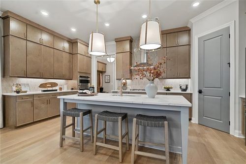 649 Summitt Hill Way, Cumming, GA, 30040-3183 | Card Image