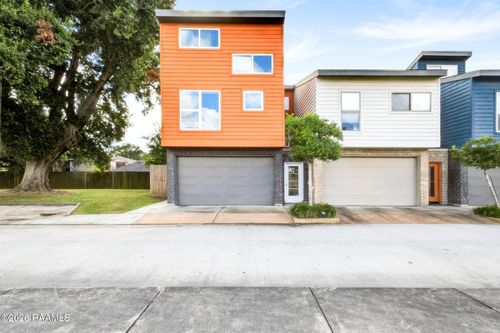 207 Highland Park Ln, Lafayette, LA, 70508-5641 | Card Image