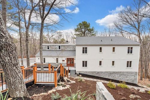 5025 Upland Game Rd, Roanoke, VA, 24018-8644 | Card Image