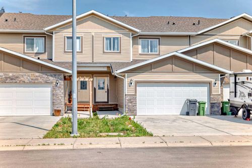 1242 Westmount Drive, Strathmore, AB, T1P1Y9 | Card Image