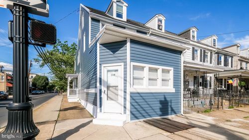 357 Washington St, BRISTOL, PA, 19007-5207 | Card Image