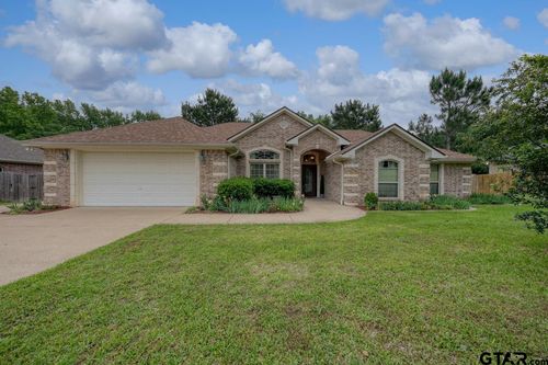 205 Heritage Ct, Lindale, TX, 75771 | Card Image