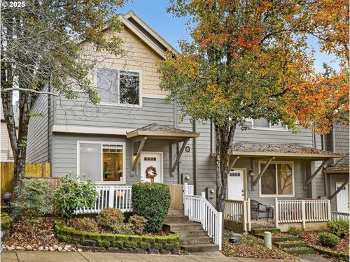 38557 Cascadia Village Dr, Sandy, OR, 97055-5389 | Card Image