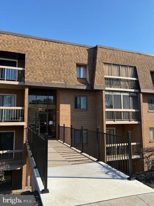 b3-5422 Valley Green Dr, WILMINGTON, DE, 19808-3537 | Card Image