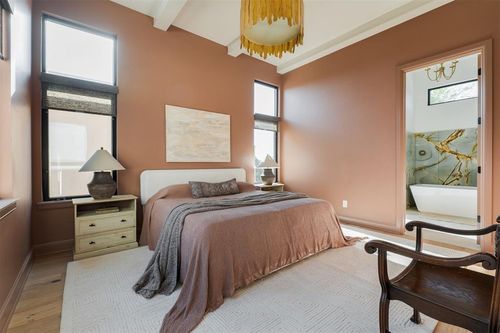 324 Sw 13th St, Oklahoma City, OK, 73109-5620 | Card Image