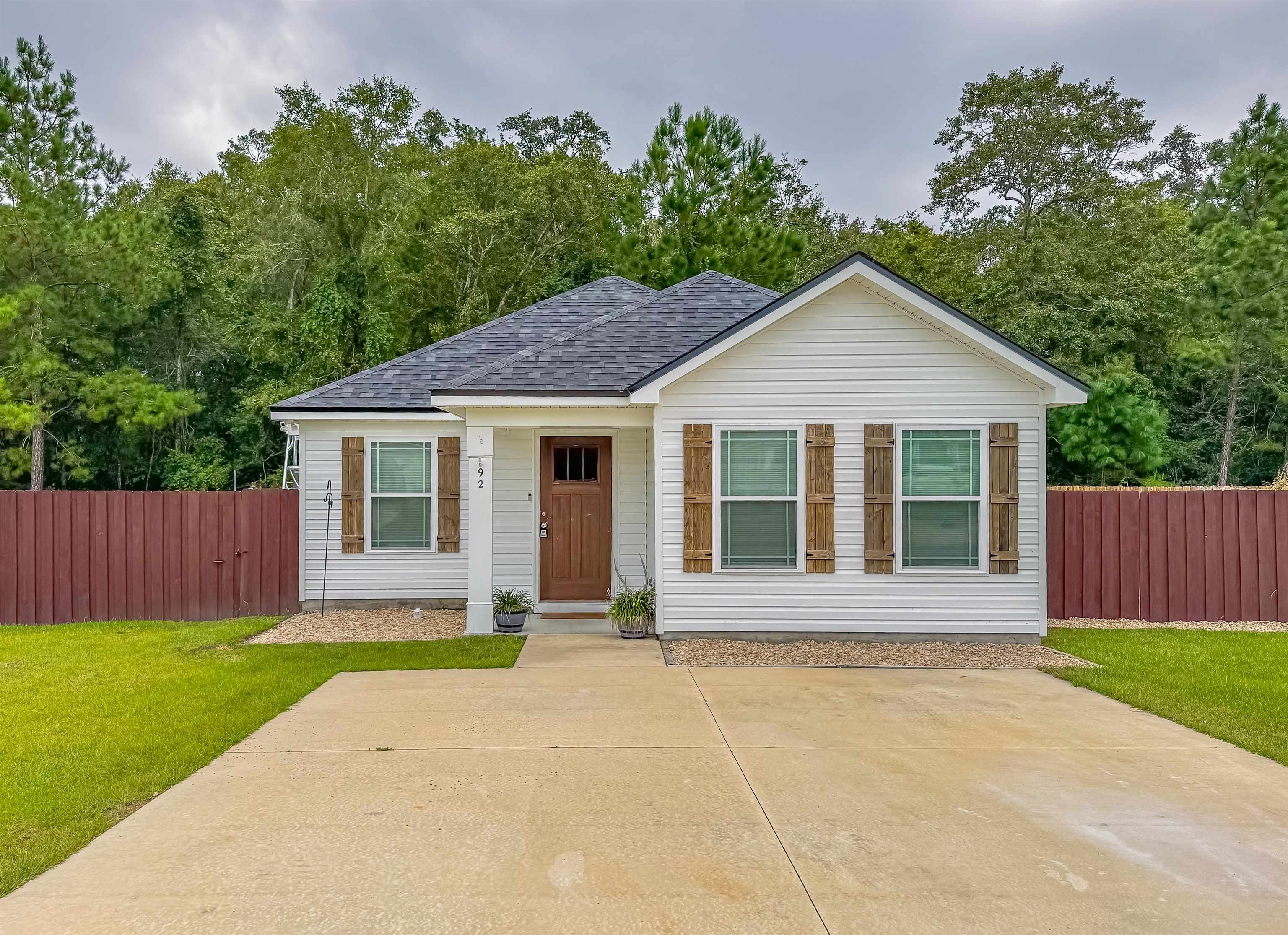 John Mills Cir, Sopchoppy, FL 32358
