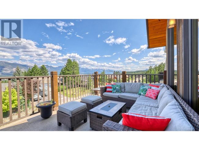 1910 Pineridge Dr, House other with 5 bedrooms, 3 bathrooms and 23 parking in Invermere BC | Image 13