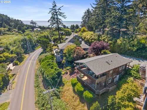 8194 Nehalem Rd, Nehalem, OR, 97131-9783 | Card Image