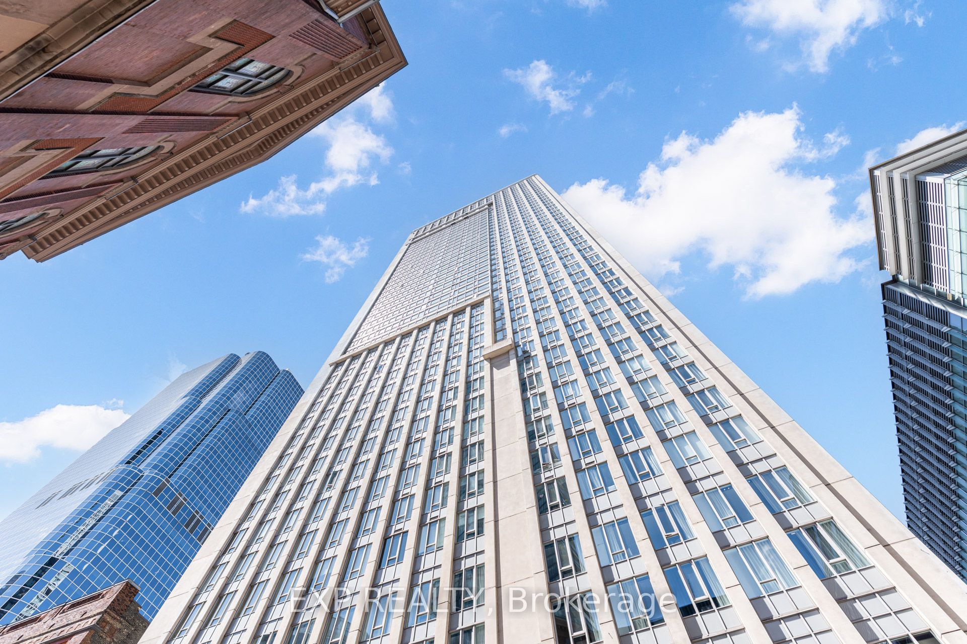 Residential Lease in Toronto C08