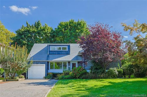 168 Glenmore St, East Williston, NY, 11596-1411 | Card Image