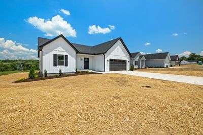 4711 Window Cliff Rd, House other with 3 bedrooms, 2 bathrooms and 2 parking in Baxter TN | Image 3