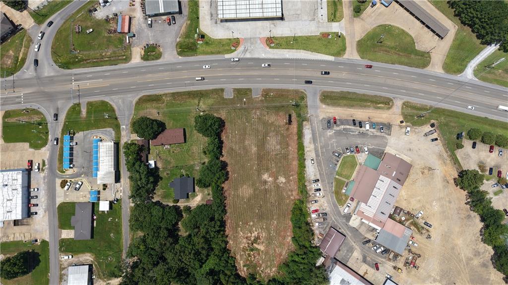 Commercial Lease in Pineville 3