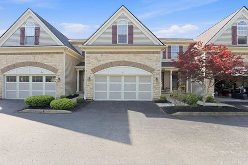 2325 Village At Bexley Dr, Columbus, OH, 43209-7804 | Card Image